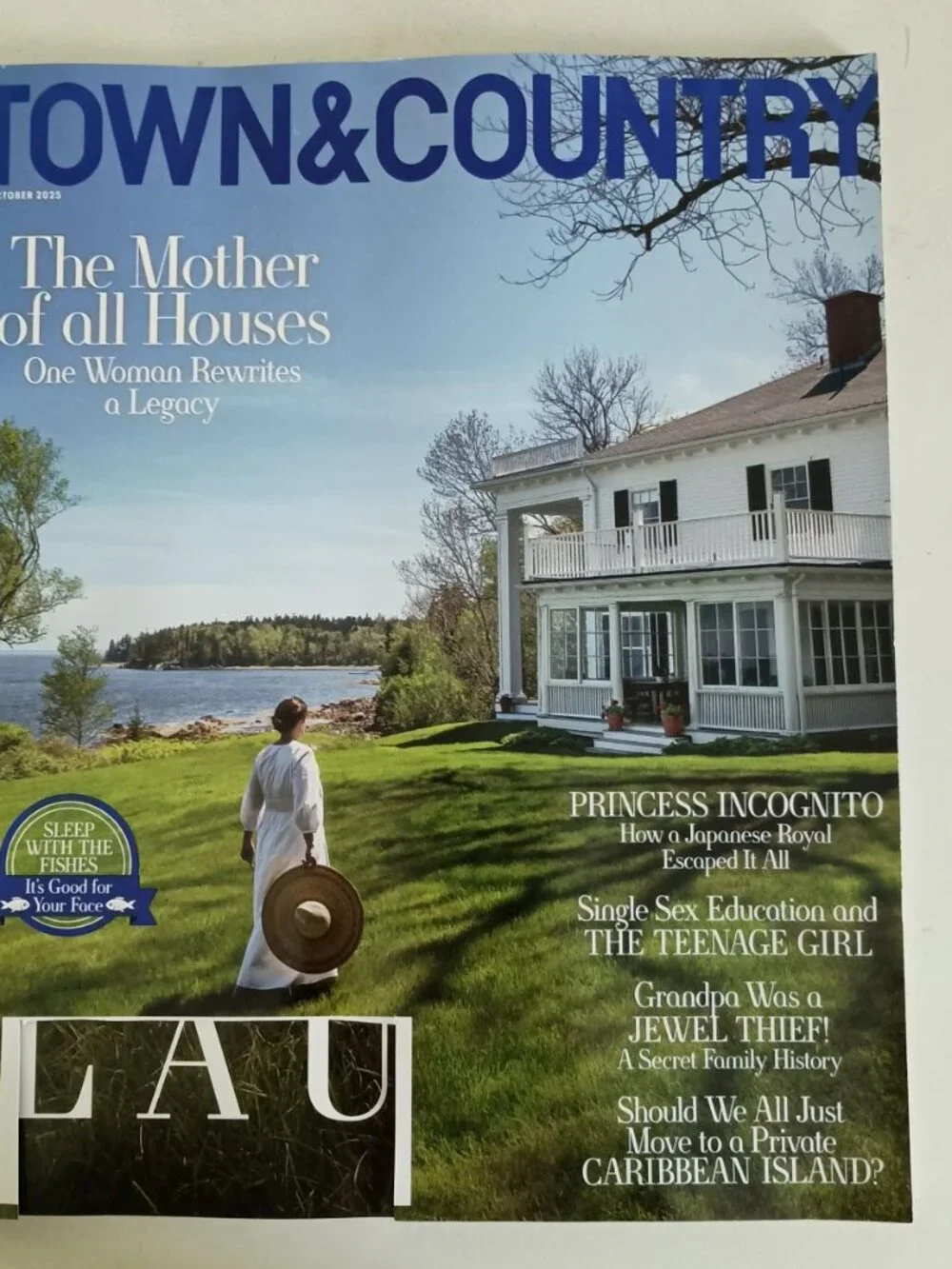 Town and Country magazine 6 pack March to October 2025